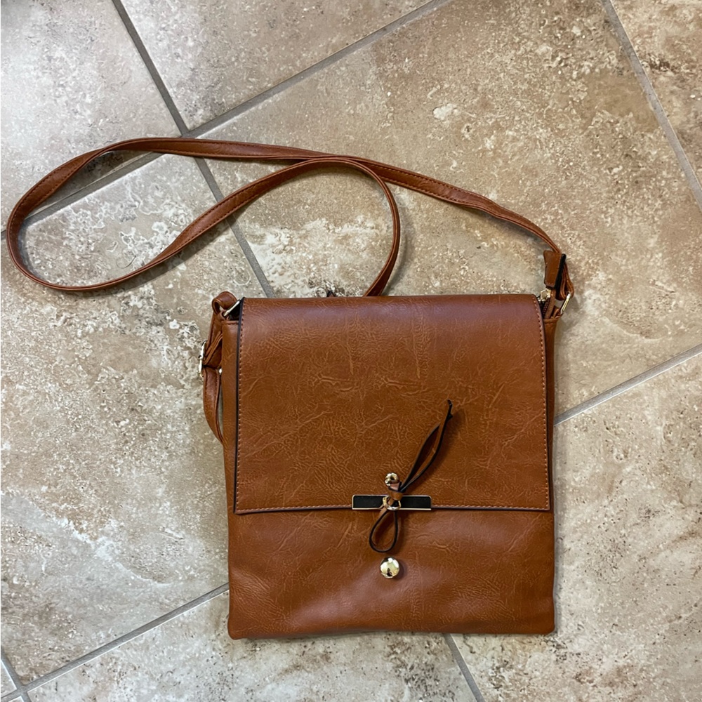 Lightweight Brown Crossbody Purse